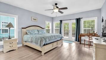 3 Schlafzimmer, Schreibtisch, Bügeleisen/Bügelbrett, Reisekinderbett