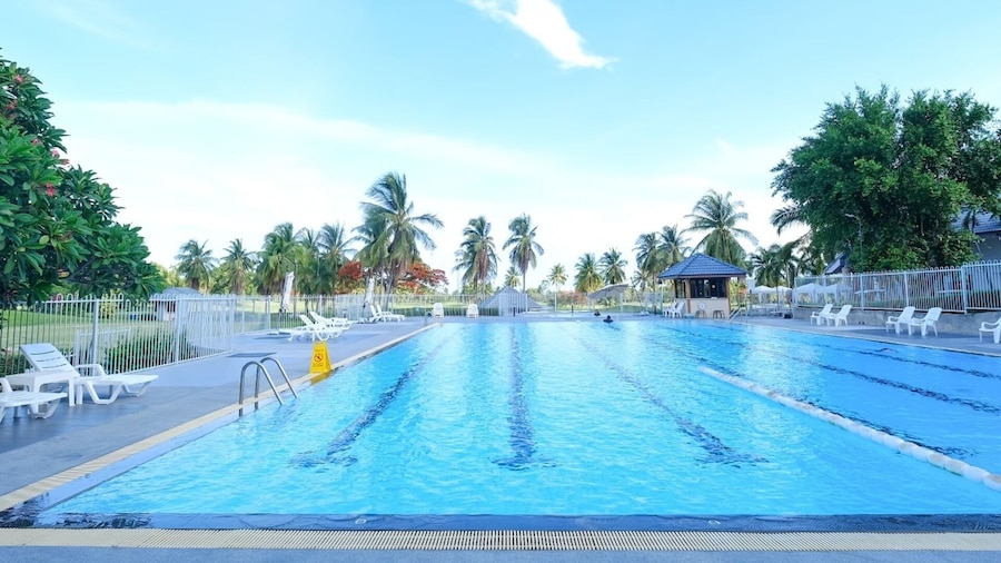 Seastar Hotel And Service Apartment