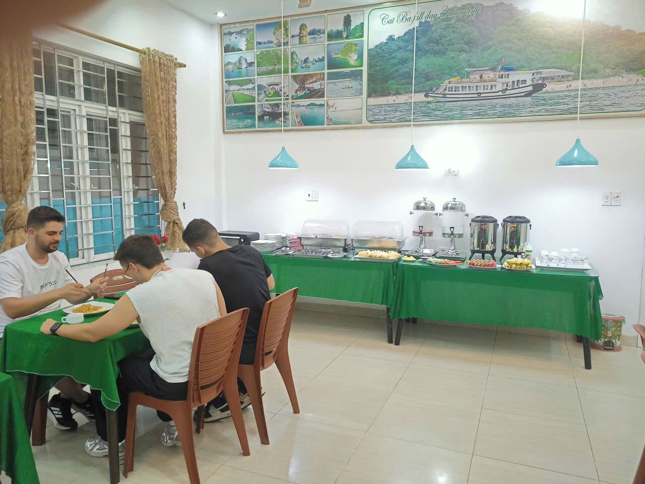 breakfast, lunch, dinner served; local and international cuisine