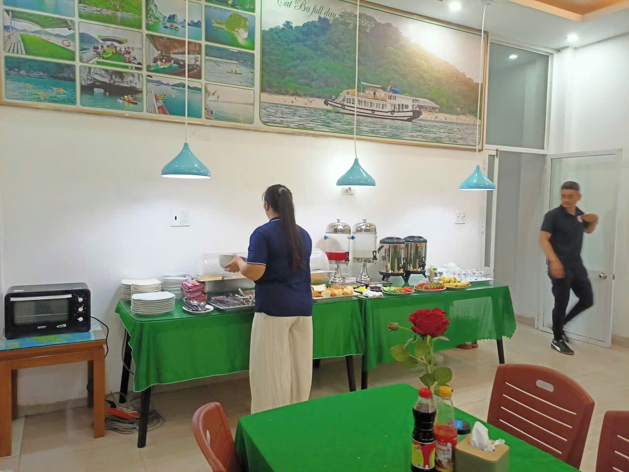 breakfast, lunch, dinner served; local and international cuisine