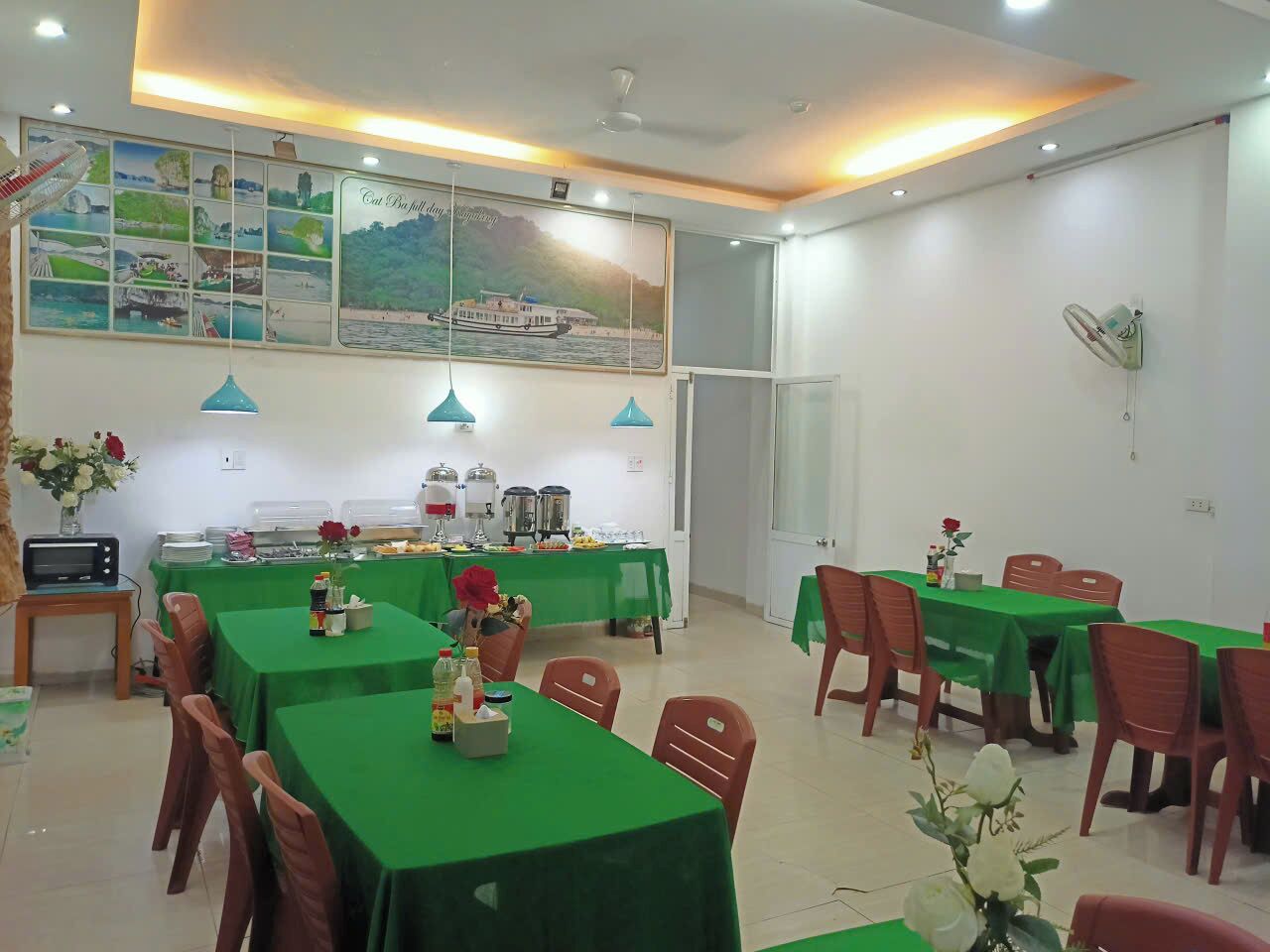 breakfast, lunch, dinner served; local and international cuisine