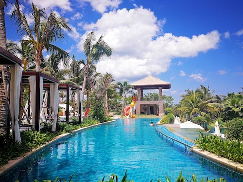 The Mangrove Resort Hotel Sanya