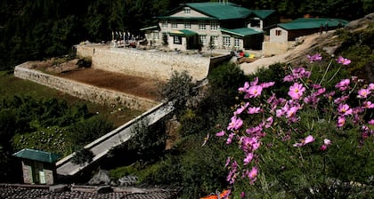 Mountain Lodges of Nepal - Monjo