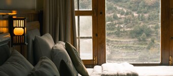 Mountain Lodges of Nepal - Namche