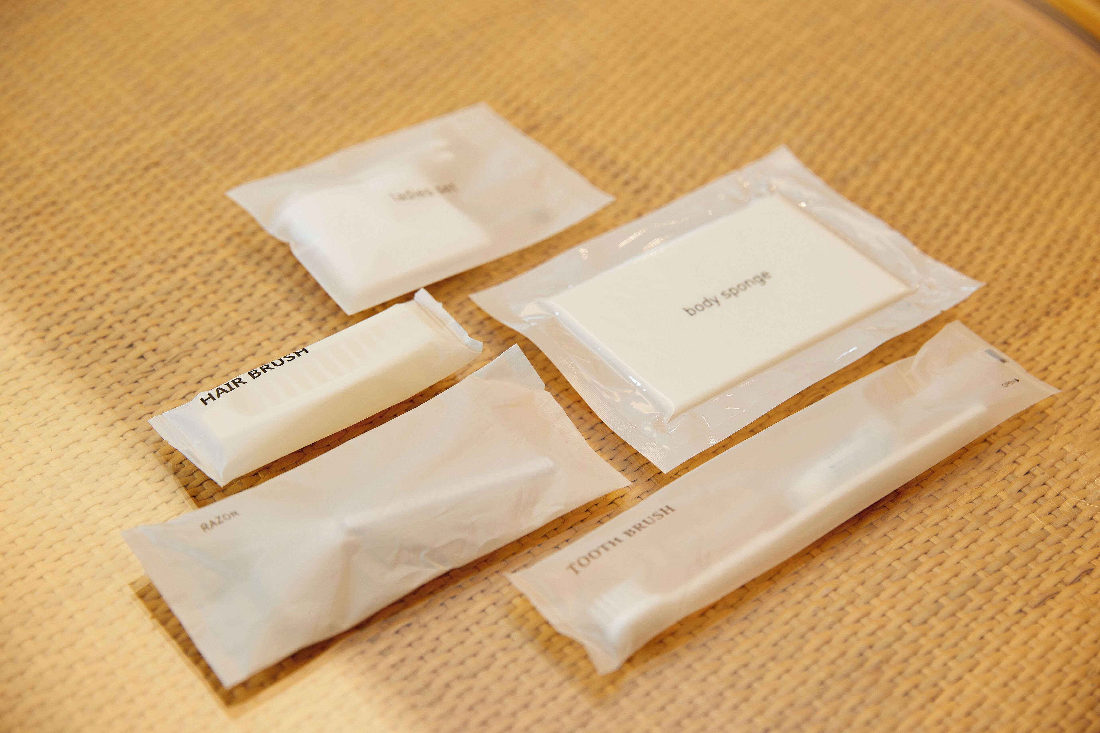 deluxe twin room | room amenity