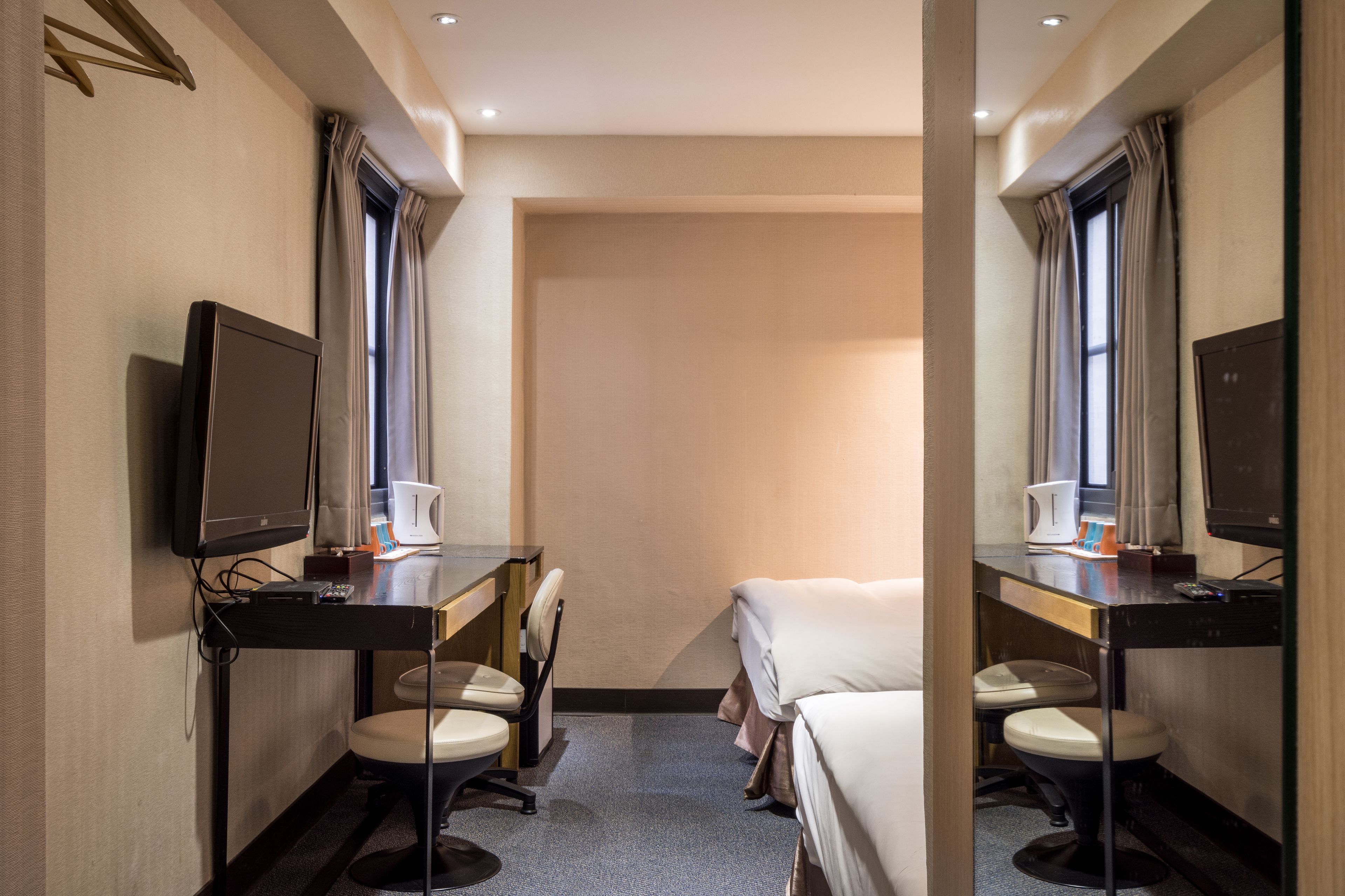 family room | 1 bedroom, down duvets, desk, blackout curtains