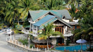 Unclassified image, 2 of 36, button - El Canonero Diving Beach Resort (Puerto Galera)