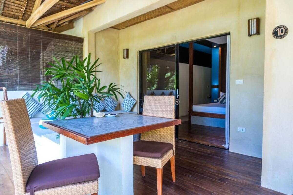 Phòng Superior, quang cảnh vườn | Minibar, két bảo mật tại phòng, bàn 