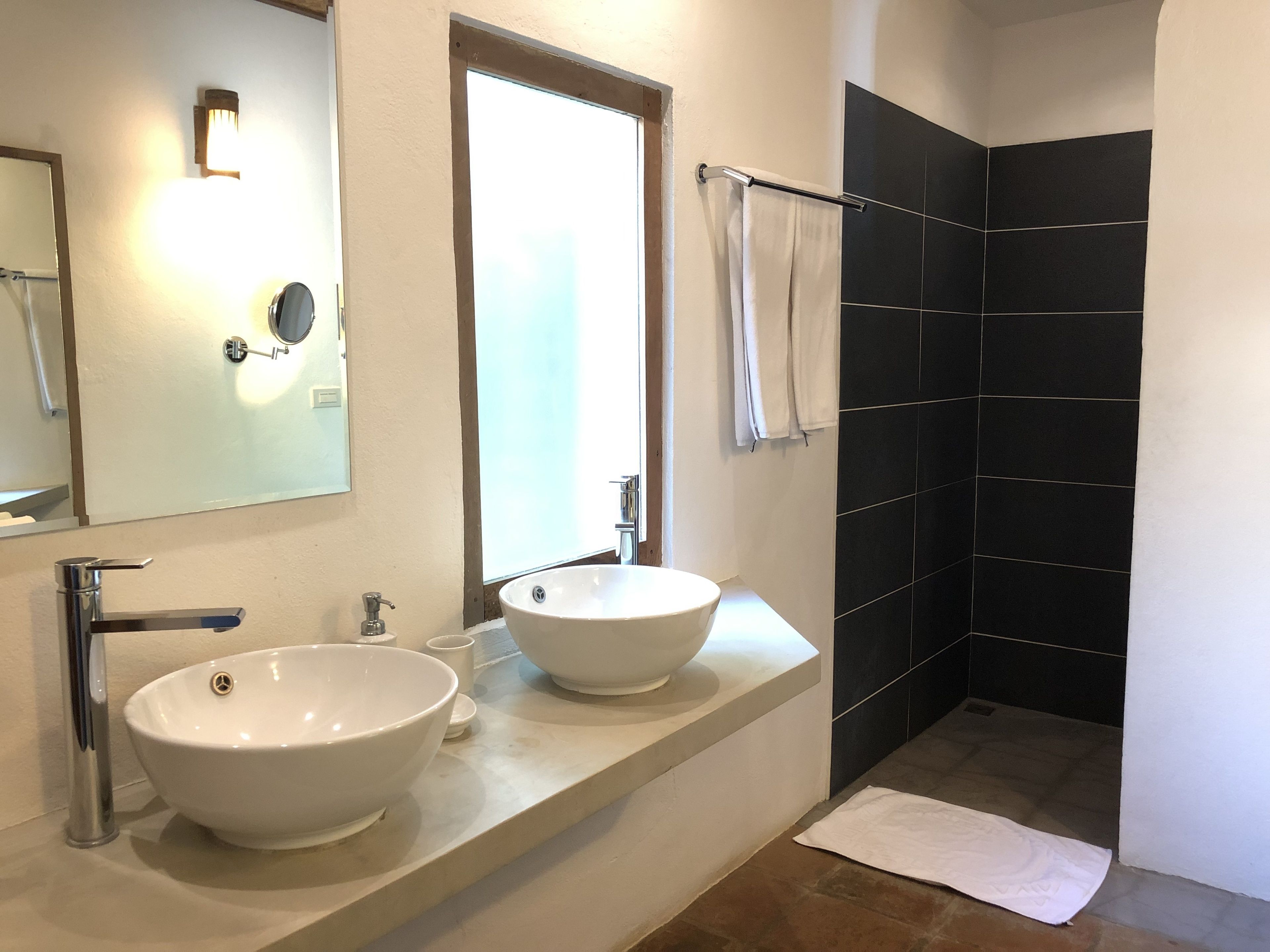 cottage, sea view | bathroom sink