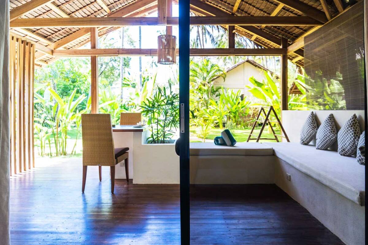 deluxe room, garden view | terrace/patio
