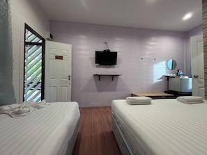 Deluxe Triple Room