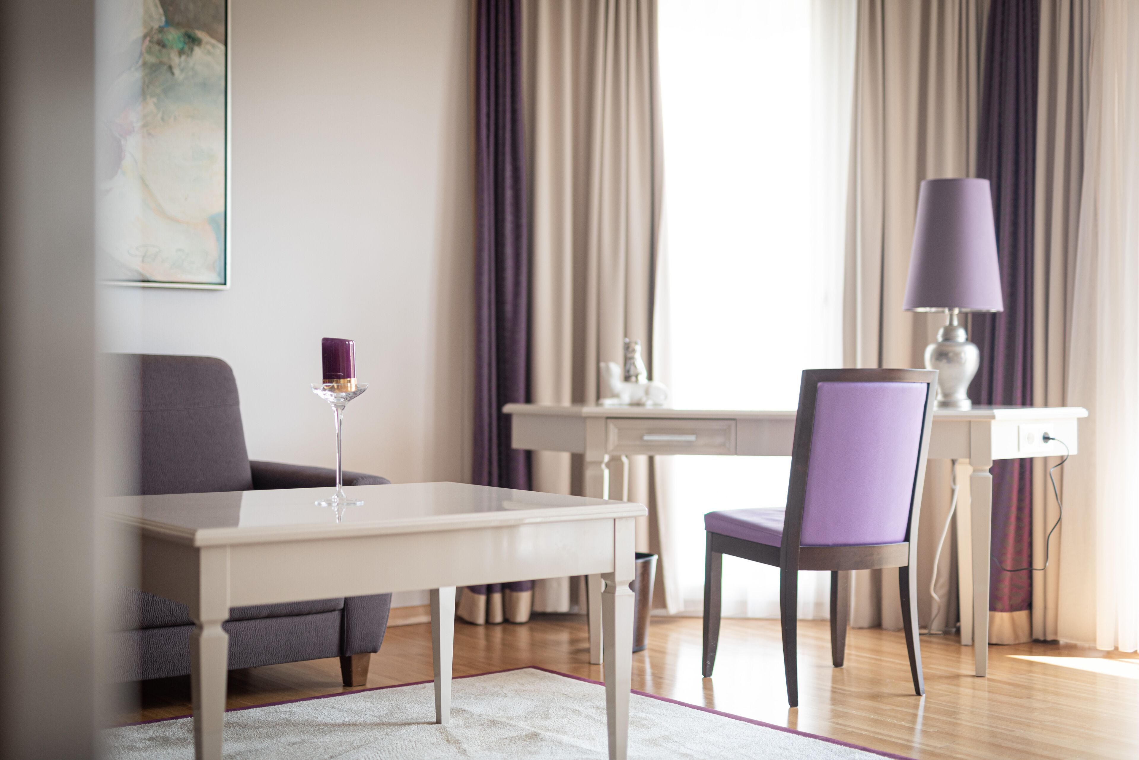 suite, terrace | living area | flat-screen tv