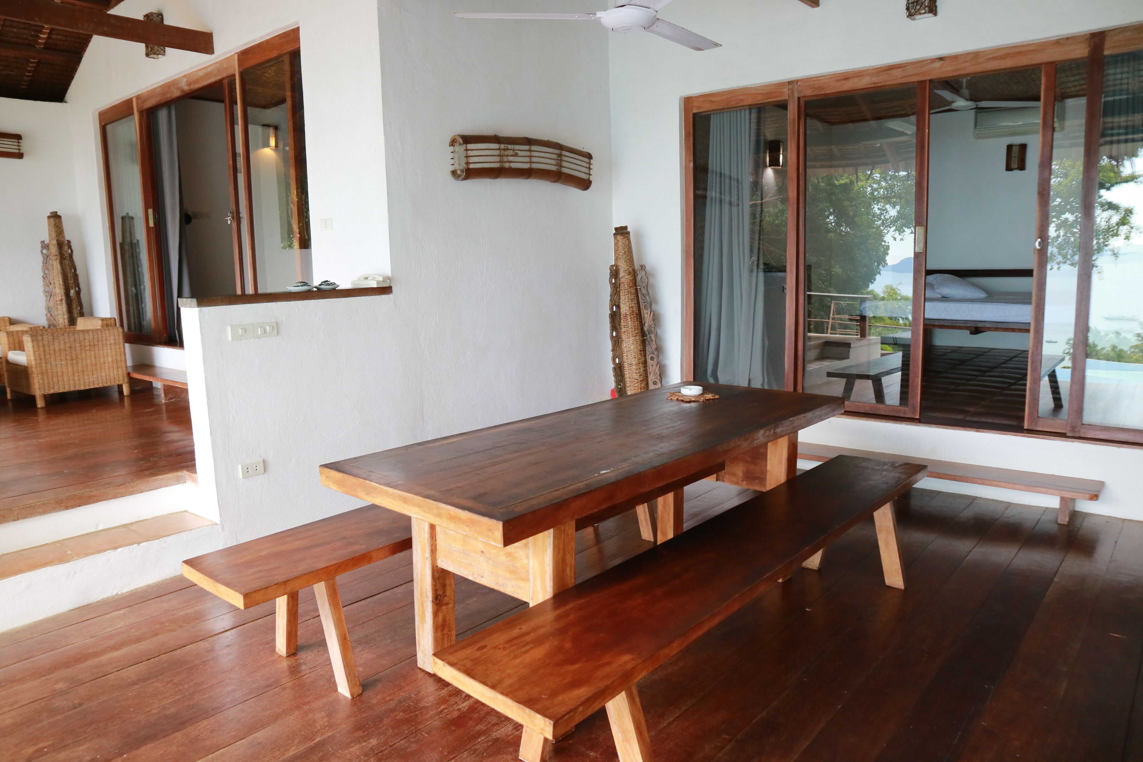 deluxe villa | in-room dining