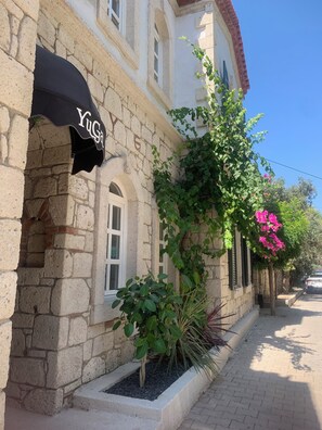 Front of property - YuGa Alacati (Cesme)