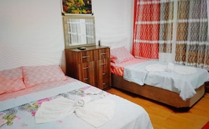 Rollaway beds, free WiFi