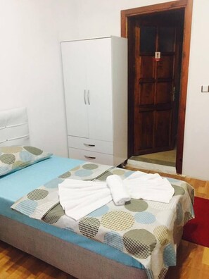 Rollaway beds, free WiFi - Kydonia Otel (Ayvalik)