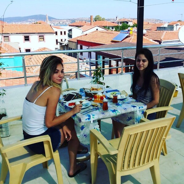 TV - Kydonia Otel (Ayvalik)