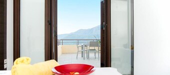 Plum Tree Studio - Morfi Village