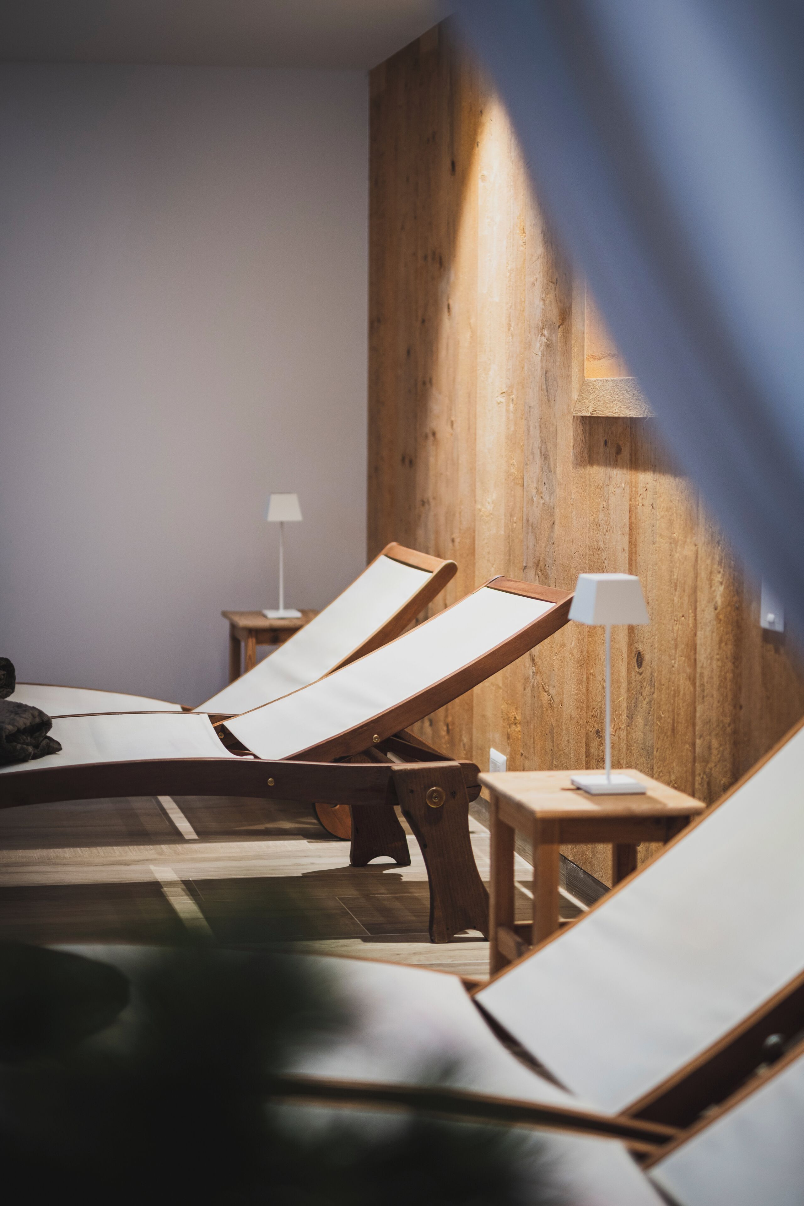 Un sauna, una bañera de hidromasaje, baño turco