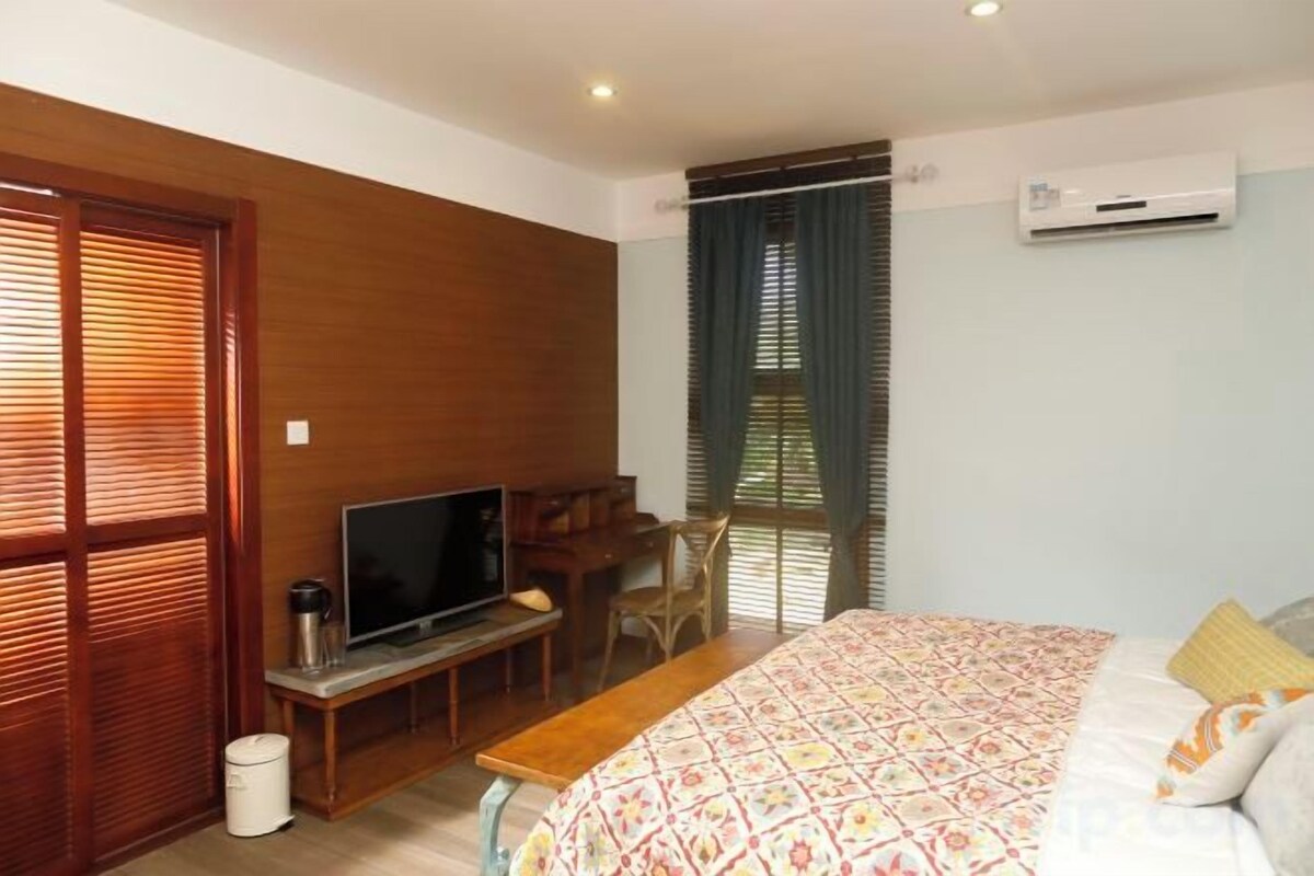 1 bedroom, in-room safe, soundproofing, WiFi (free)