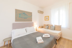 Superior-Doppel- oder -Zweibettzimmer, Meerblick | Zimmersafe, Schreibtisch, kostenloses WLAN