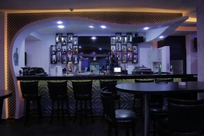Bar (on property) - Le Caravelle Beirut (Beirut)