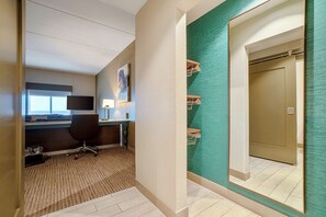 Suite, 1 King Bed, Accessible, Non Smoking (Hearing) | Premium bedding, down comforters, blackout drapes, free WiFi
