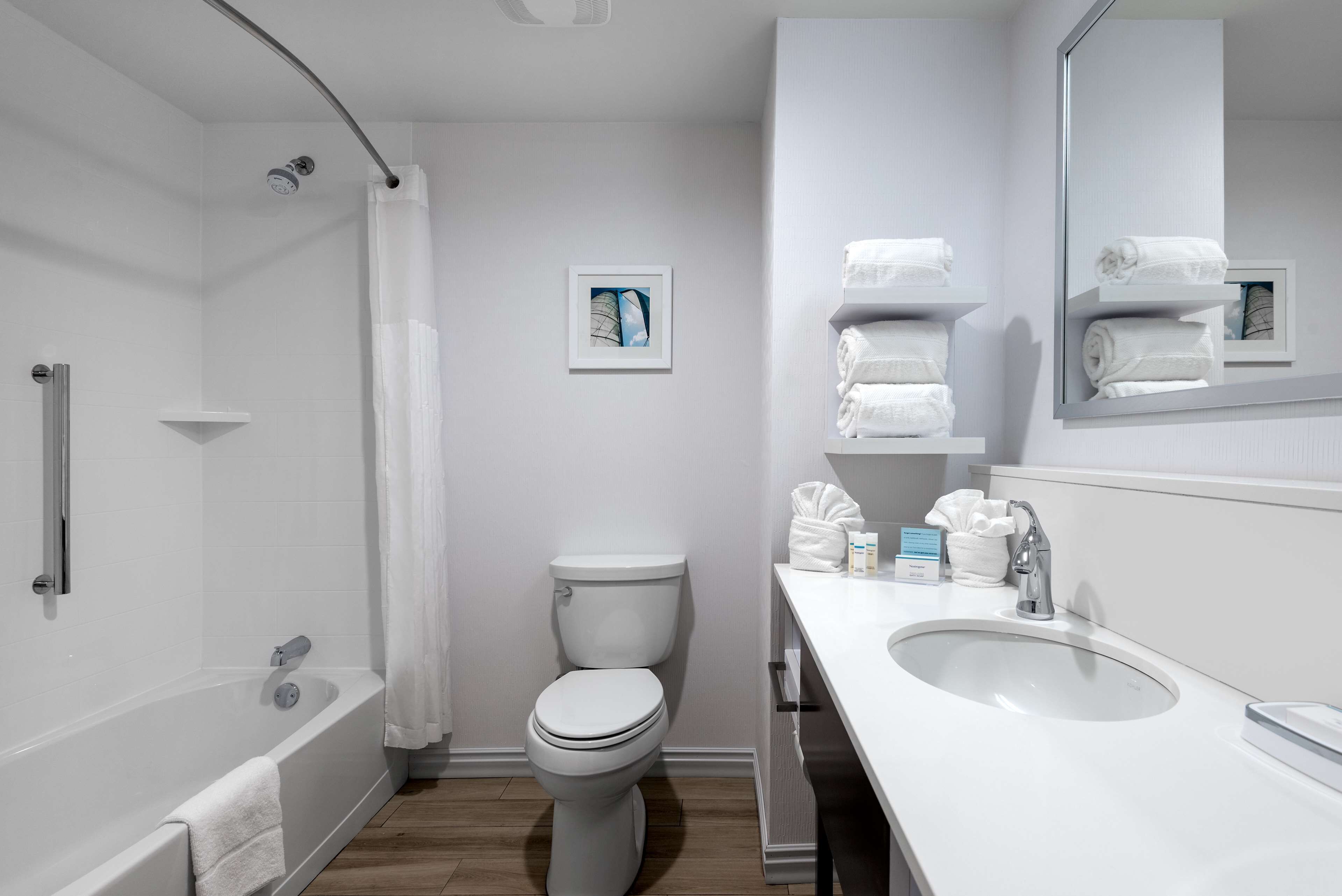 shower, free toiletries, towels