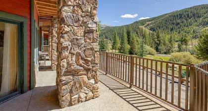 5949 Hidden River Lodge 3 Bedroom Condo by RedAwning