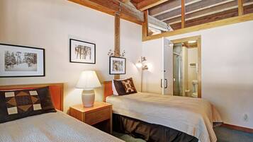 Condo, 2 Bedrooms