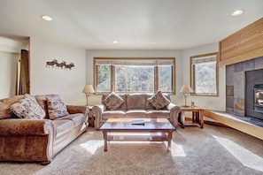 Condo, 2 Bedrooms | Living area | TV, DVD player - Ffd7 Frostfire 2 Bedroom Condo by RedAwning (Keystone)