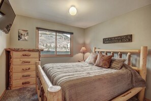 Condo, 2 Bedrooms | 2 bedrooms, desk, laptop workspace, free WiFi - C213 Cinnamon Ridge 2 Bedroom Condo by RedAwning (Keystone)