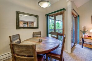 Condo, 2 Bedrooms | Dining - 1088 Wild Irishman 2 Bedroom Condo by RedAwning (Keystone)