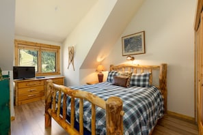 Cottage, 2 Bedrooms | 2 bedrooms, desk, laptop workspace, free WiFi