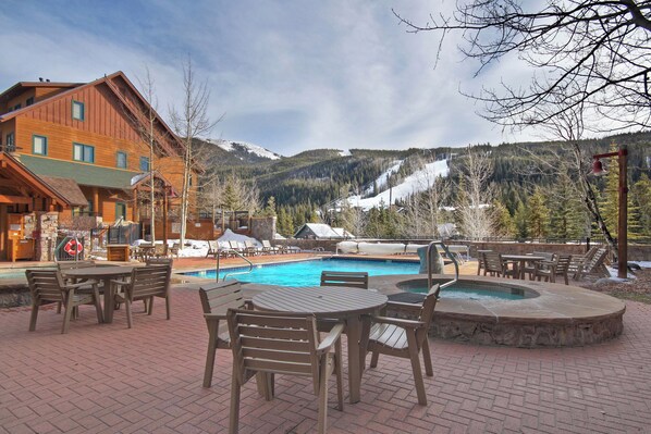 Condo, 2 Bedrooms | Pool | Outdoor pool - 8452 Dakota Lodge 2 Bedroom Condo by RedAwning (Keystone)