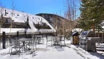 Condo, 2 Bedrooms | Exterior