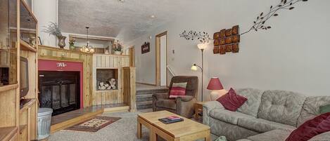 Apartment, 2Â Schlafzimmer | Wohnbereich