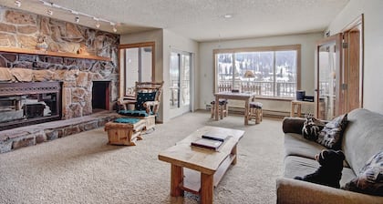 221 Cinnamon Ridge I 2 Bedroom Condo by RedAwning