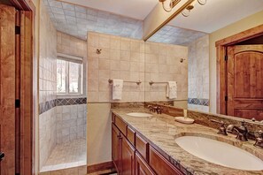 Condo, 2 Bedrooms | Bathroom - 241 Cinnamon Ridge I 2 Bedroom Condo by RedAwning (Keystone)