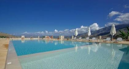 Olive Lemon-Morfi Village