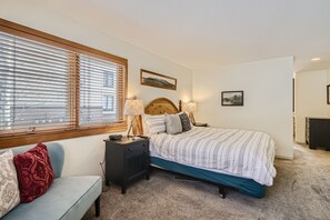 Condo, 3 Bedrooms | 3 bilik tidur, ruang kerja komputer riba, Wi-fi percuma