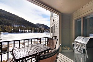 Condo, 1 Bedroom | BBQ/picnic Area