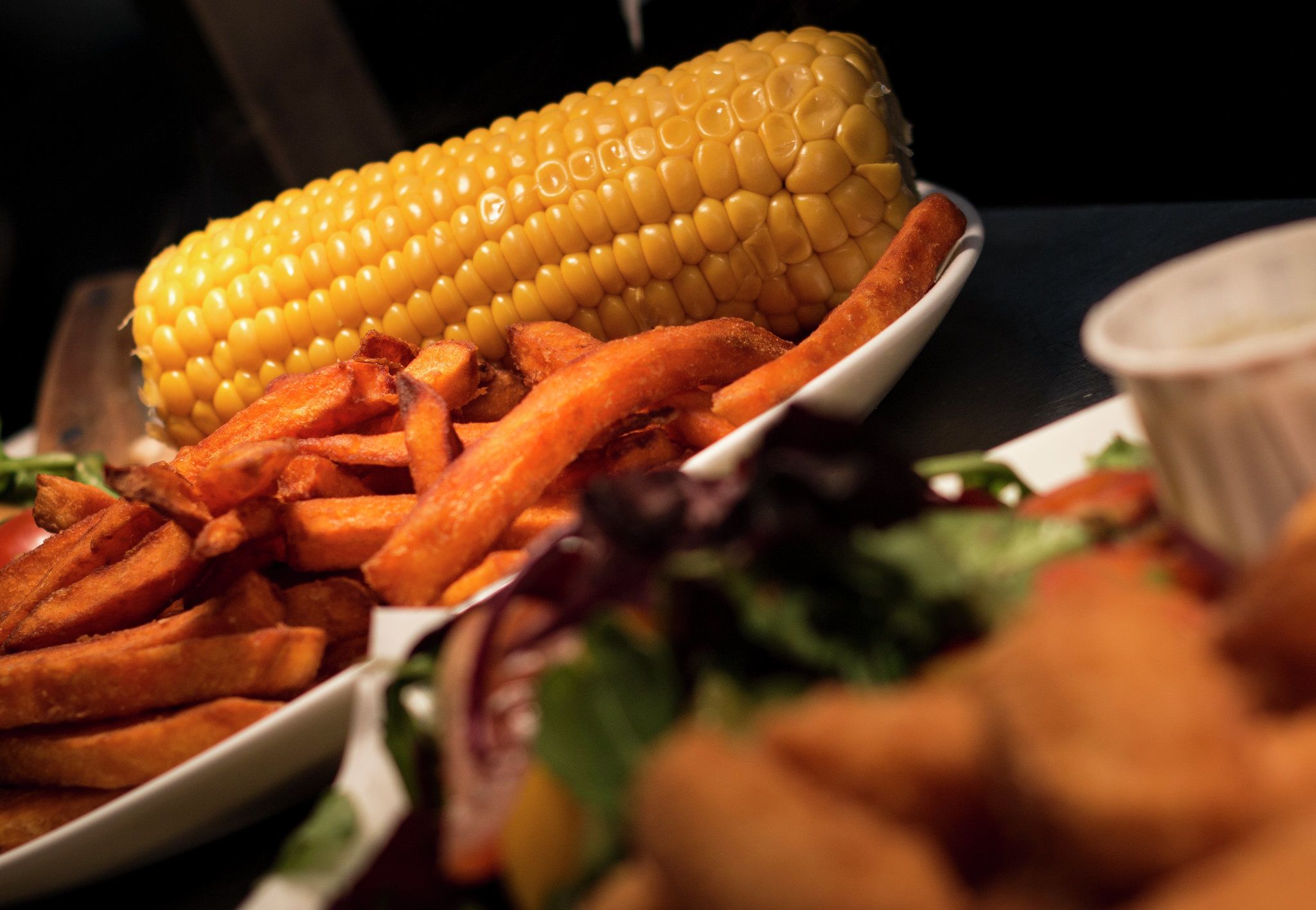 Se sirven desayunos, almuerzos, cenas y cocina británica 