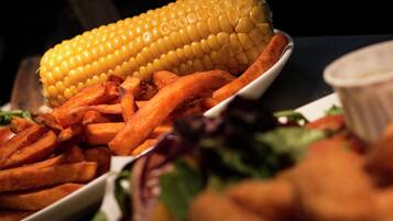 Breakfast, lunch, dinner served; British cuisine