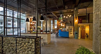 Zero Five One Seven Inn