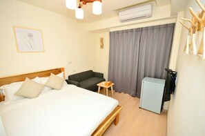 Business Double Room | Living room | LCD TV