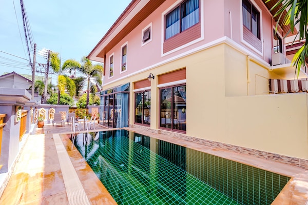 3 Bedrooms Pool Villa Walk To Patong - Patong Beach