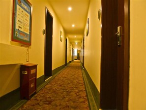 Hallway - GreenTree Inn Zhejiang Yancheng Xiangshui Jinhai Changjiang Rord Express Hotel (Yancheng)
