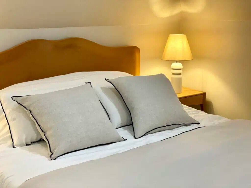 Deluxe Room, Pool View