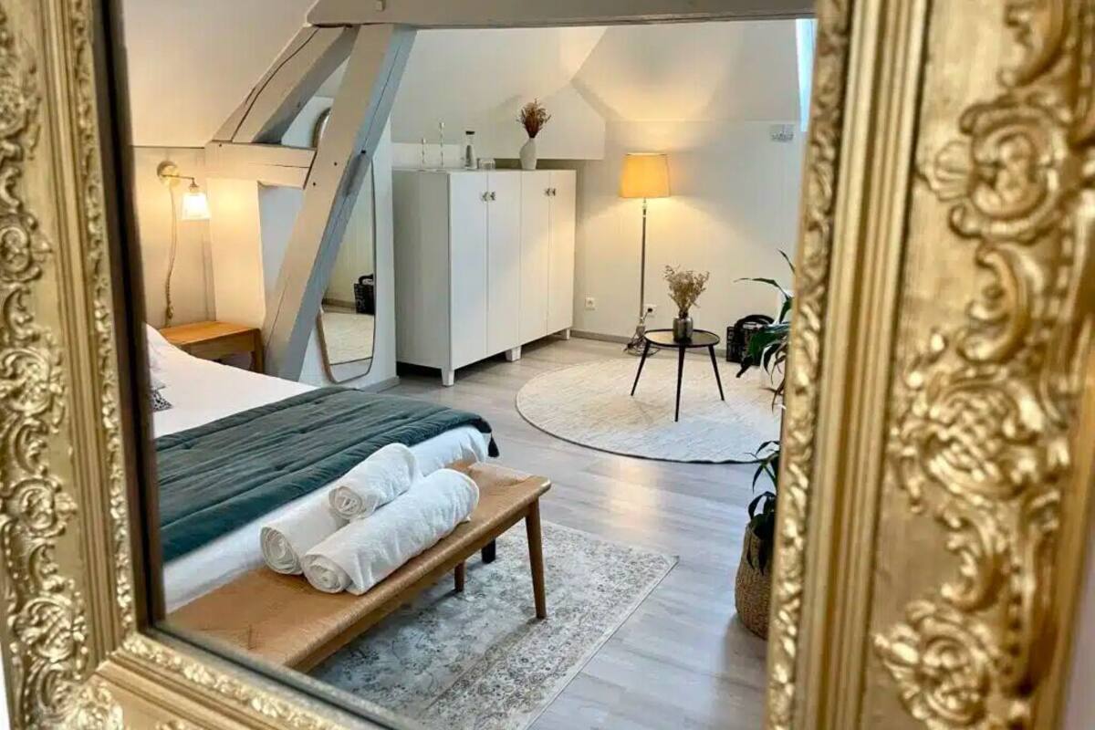 Comfort-Doppelzimmer | Hochwertige Bettwaren, Betten mit Memory-Foam-Matratzen